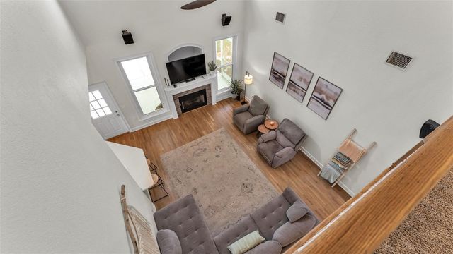 2542 CREWS LAKE HILLS LOOP S, Lakeland, FL 33813