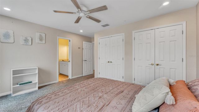 2542 CREWS LAKE HILLS LOOP S, Lakeland, FL 33813