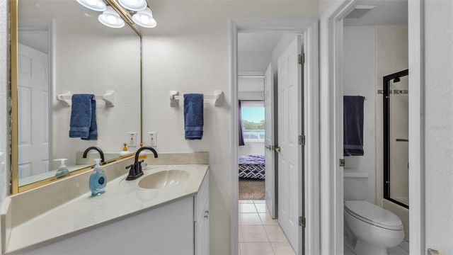 2542 CREWS LAKE HILLS LOOP S, Lakeland, FL 33813