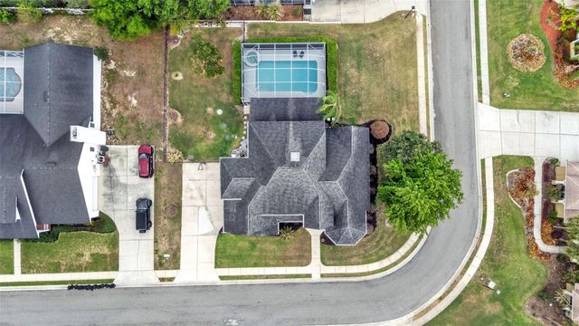 2542 CREWS LAKE HILLS LOOP S, Lakeland, FL 33813