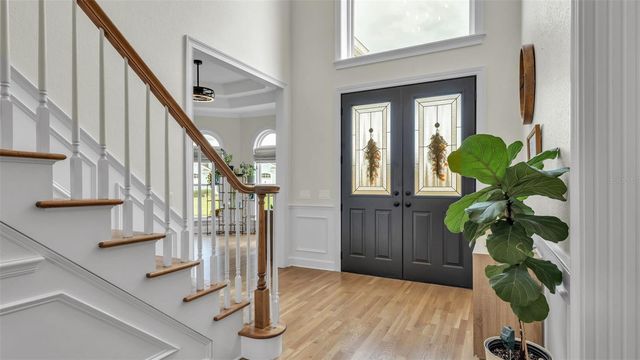 2542 CREWS LAKE HILLS LOOP S, Lakeland, FL 33813