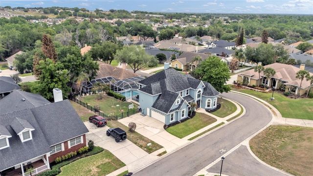 2542 CREWS LAKE HILLS LOOP S, Lakeland, FL 33813