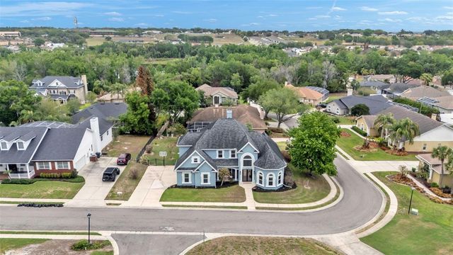 2542 CREWS LAKE HILLS LOOP S, Lakeland, FL 33813