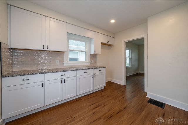 1304 Valley Street, Dayton, OH 45404