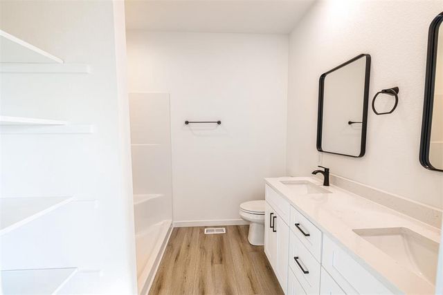 107 W 2nd Street, Friesland, WI 53935