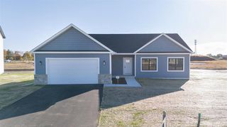 107 W 2nd Street, Friesland, WI 53935