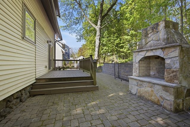 4 Mostika Road, Woburn, MA 01803