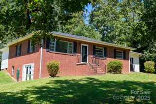 2755 Blue Creek Road, Lenoir, NC 28645