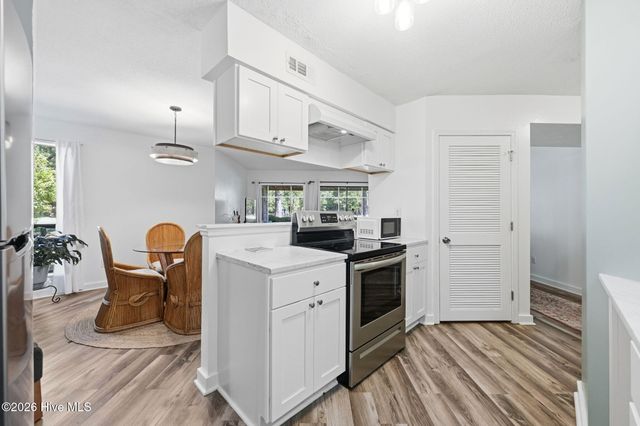 732 Azalea Drive 409, Hampstead, NC 28443