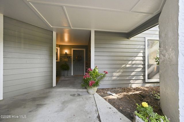 732 Azalea Drive 409, Hampstead, NC 28443