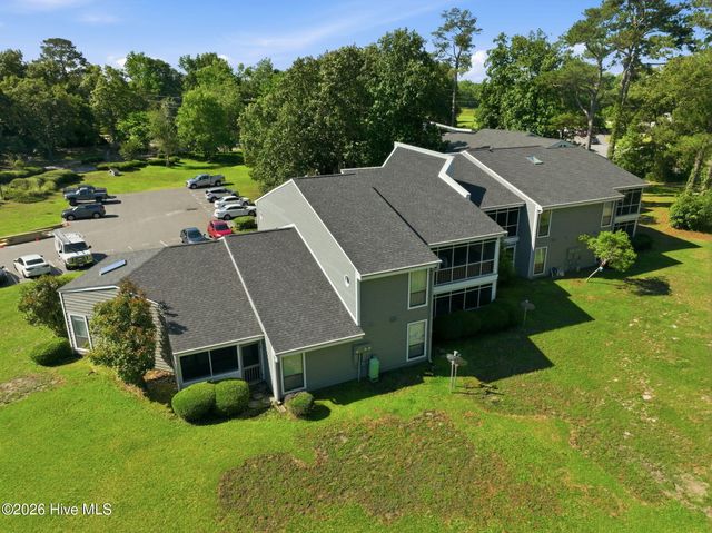 732 Azalea Drive 409, Hampstead, NC 28443