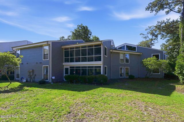 732 Azalea Drive 409, Hampstead, NC 28443