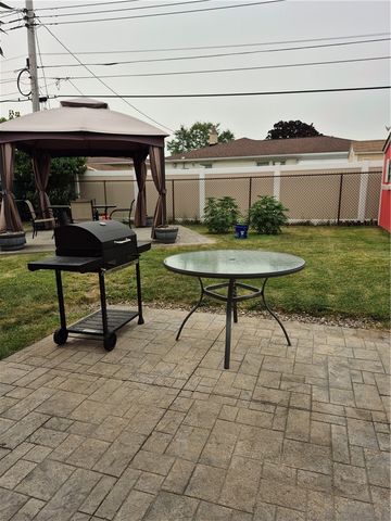 129 Milsom Avenue, Cheektowaga, NY 14227