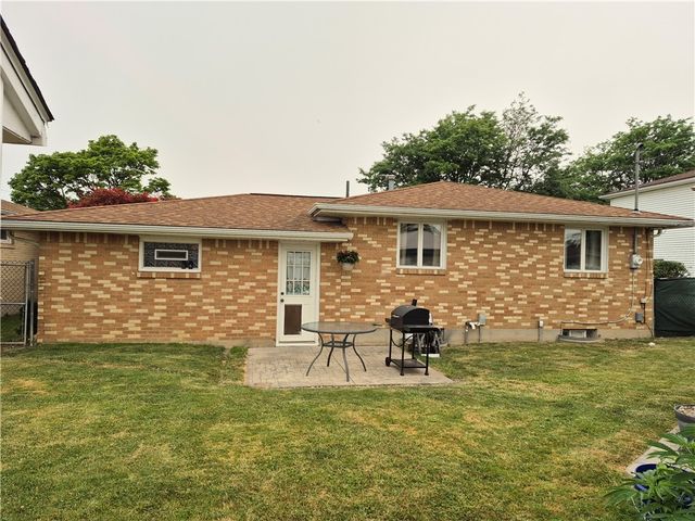 129 Milsom Avenue, Cheektowaga, NY 14227