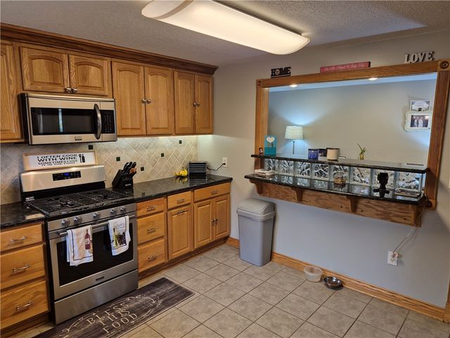 129 Milsom Avenue, Cheektowaga, NY 14227