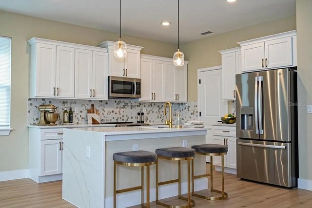 5305 2ND STREET, Orlando, FL 32810