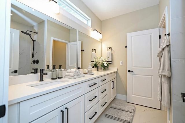 5305 2ND STREET, Orlando, FL 32810