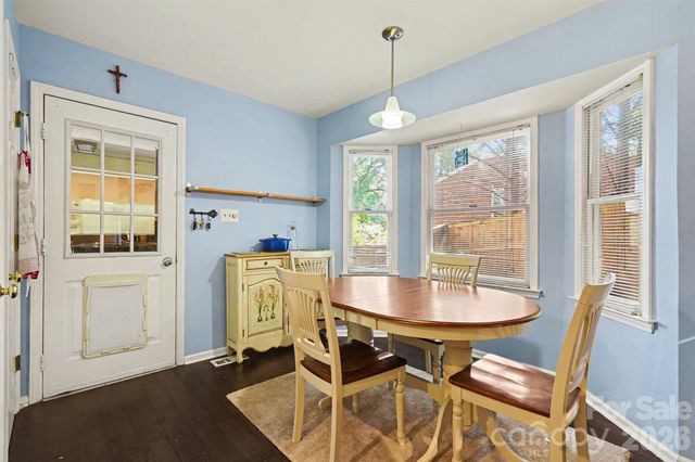 141 32nd Avenue NW, Hickory, NC 28601