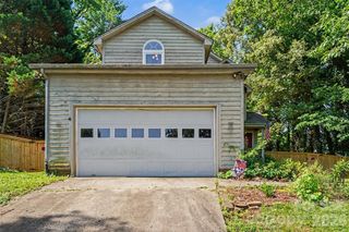 141 32nd Avenue NW, Hickory, NC 28601
