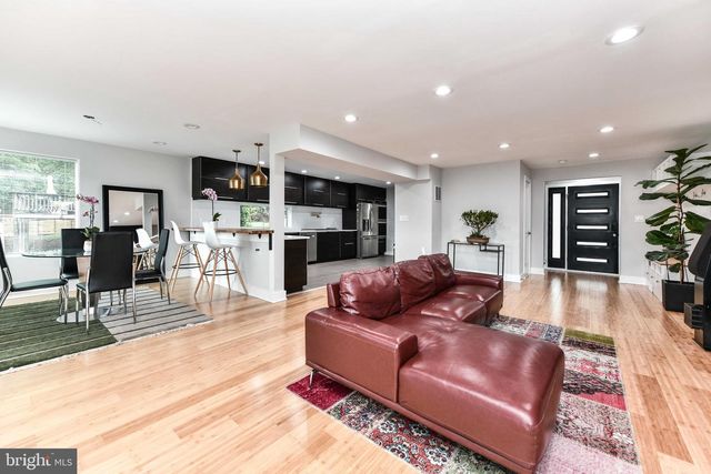 2432 S CULPEPER ST, Arlington, VA 22206