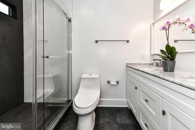 2432 S CULPEPER ST, Arlington, VA 22206