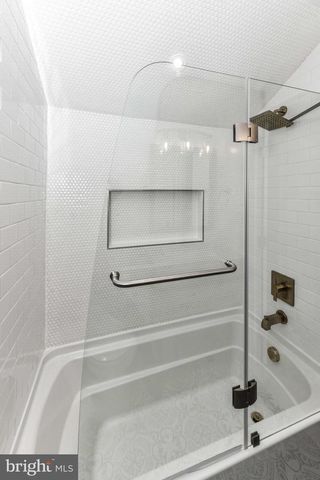 2432 S CULPEPER ST, Arlington, VA 22206