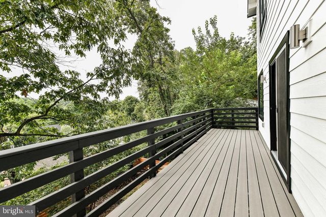2432 S CULPEPER ST, Arlington, VA 22206