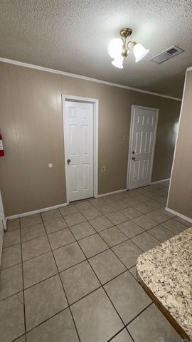 2322 S Brock Pl, Baton Rouge, LA 70807