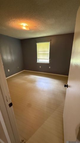 2322 S Brock Pl, Baton Rouge, LA 70807