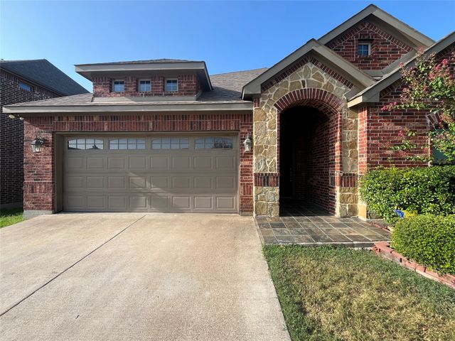 348 Bessie Coleman Boulevard, Waxahachie, TX 75165