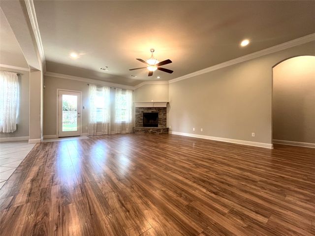 348 Bessie Coleman Boulevard, Waxahachie, TX 75165
