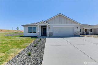 320 N Montana Street, Moses Lake, WA 98837