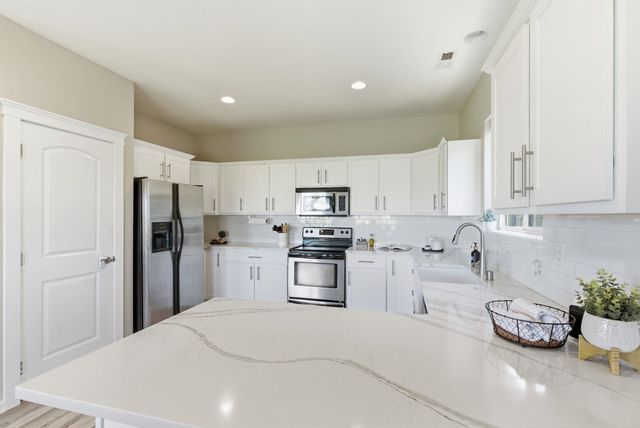 7808 S Parway Ln, Cheney, WA 99004