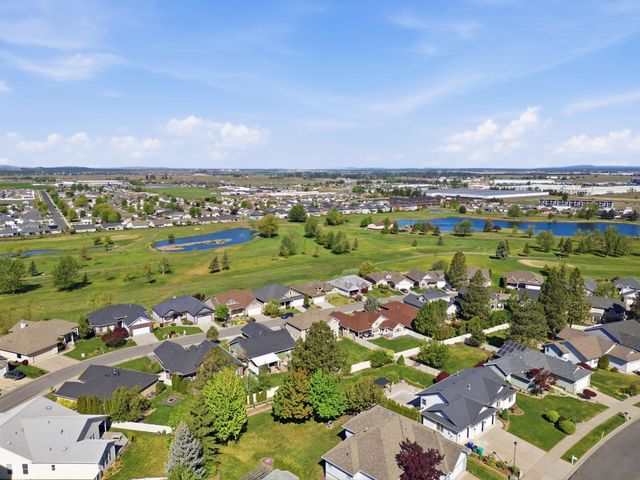 7808 S Parway Ln, Cheney, WA 99004