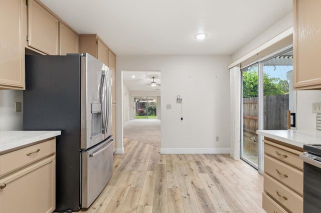 4609 Sun West Dr, Salida, CA 95368