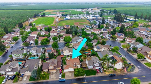 4609 Sun West Dr, Salida, CA 95368