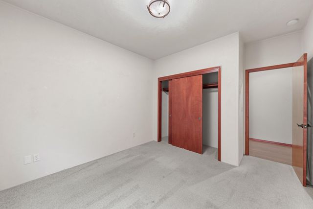 827 Isherwood Drive, Central Point, OR 97502