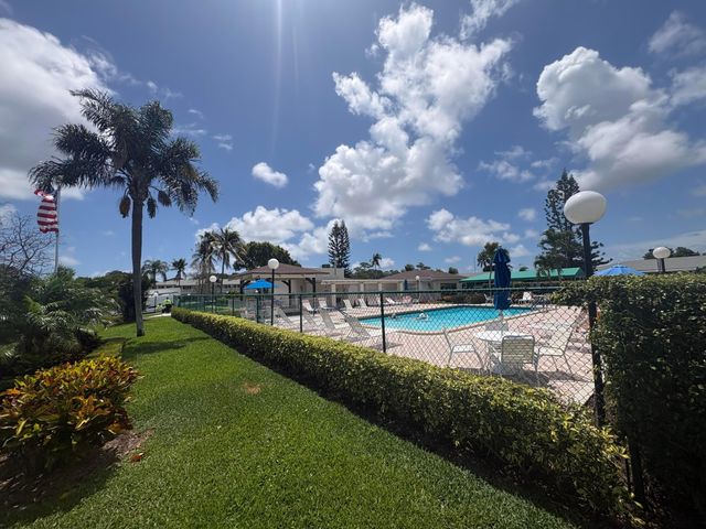 1020 Silk Oak Terrace 104, Delray Beach, FL 33445