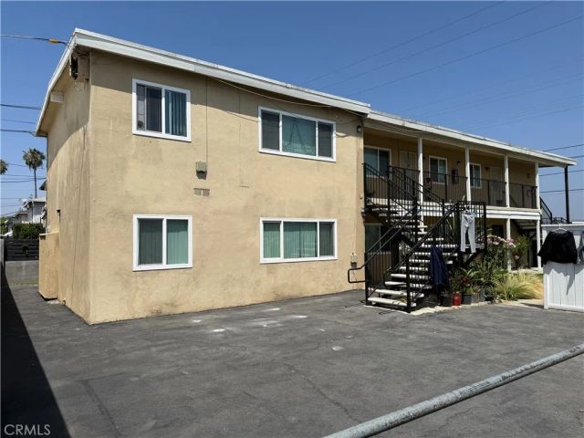 1300 W Valencia, Fullerton, CA 92833
