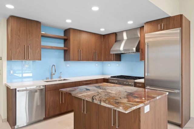 17976 Sencillo Lane, San Diego, CA 92128