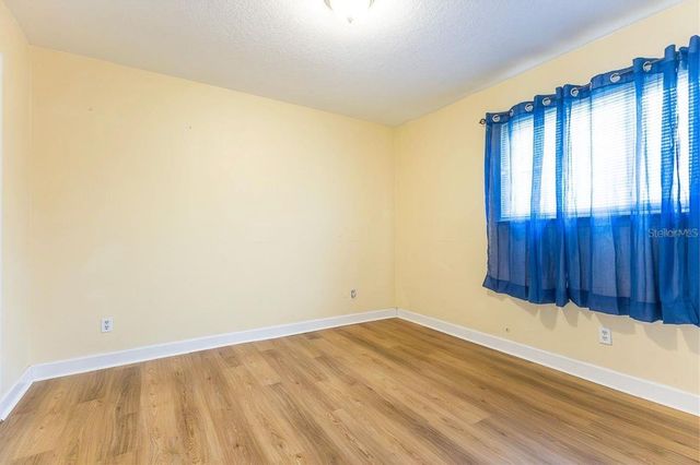 6332 NEWTOWN CIRCLE 32B2, Tampa, FL 33615