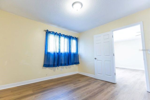 6332 NEWTOWN CIRCLE 32B2, Tampa, FL 33615