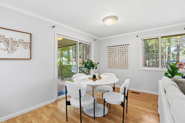 711 E Bedivere Dr, Spokane, WA 99218