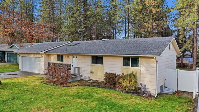711 E Bedivere Dr, Spokane, WA 99218