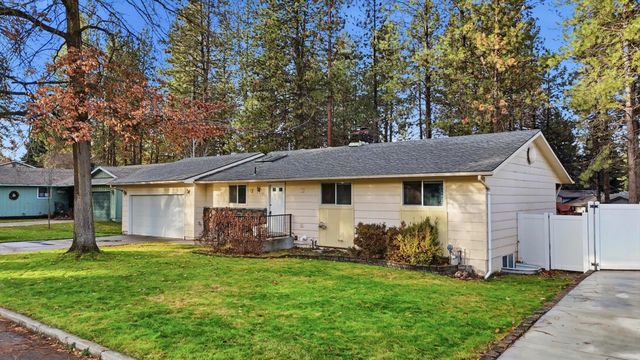 711 E Bedivere Dr, Spokane, WA 99218