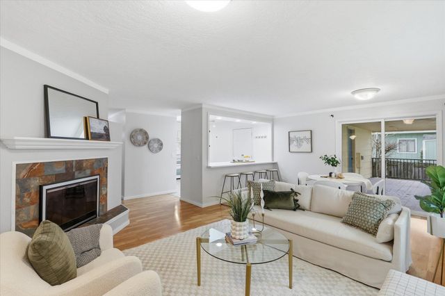 711 E Bedivere Dr, Spokane, WA 99218