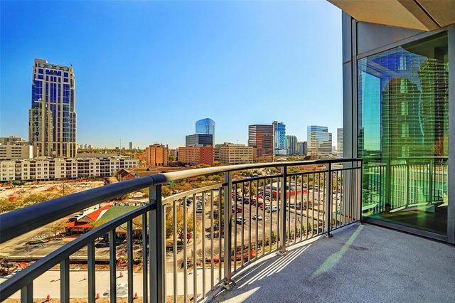 1600 Post Oak Boulevard 904, Houston, TX 77056