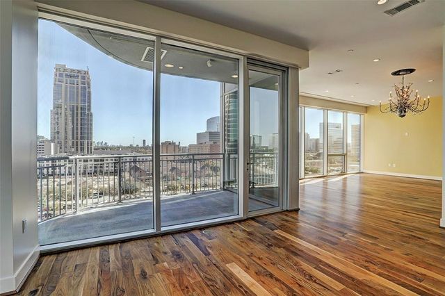 1600 Post Oak Boulevard 904, Houston, TX 77056