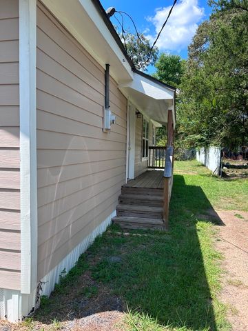 364 W Birch Avenue, Shreveport, LA 71107