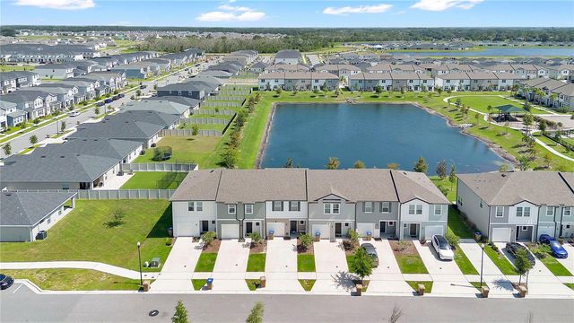 5913 PINEY SHRUB PLACE, St Cloud, FL 34771